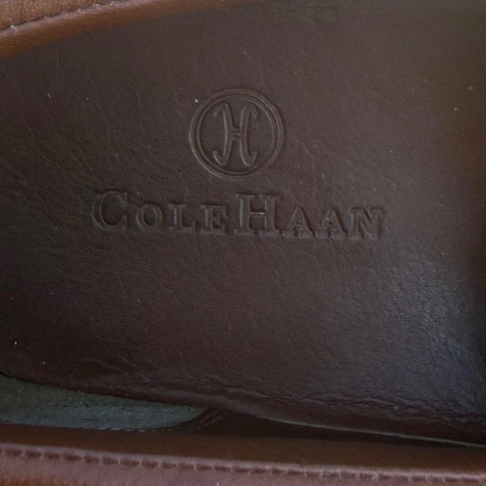 Cole Haan Mens Brown Leather Vibram Sole Slip On Loafers Size 11M